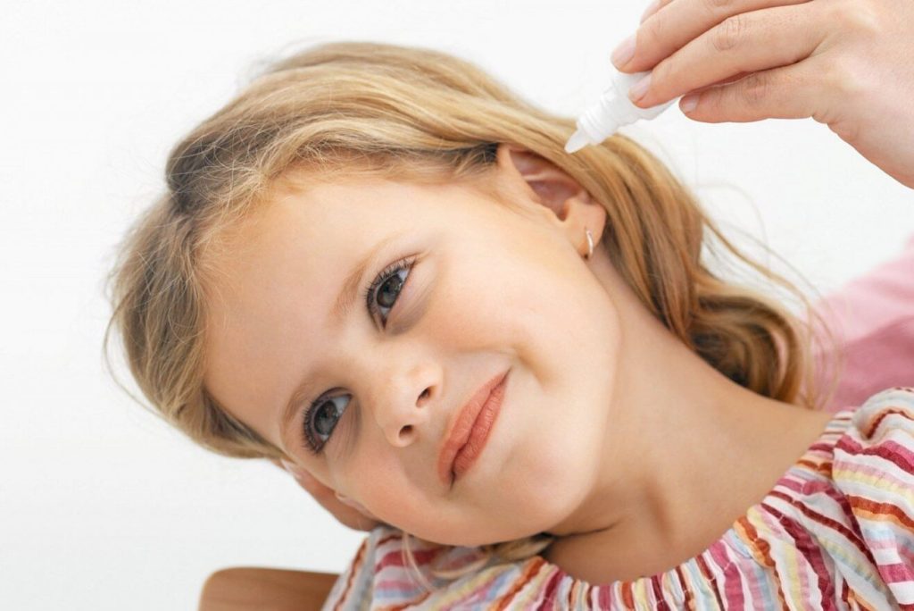 Увеличенный лимфоузел за ухом у ребенка и температура thumbnail